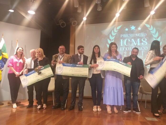 Vencedores do Prêmio ICMS Ecológico. (Foto: Divulgação).